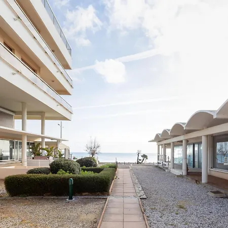 Le Grand Large-6 By Interhome *